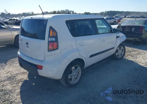 2010 Kia Soul + из США, поврежденный, VIN KNDJT2A23A7701874